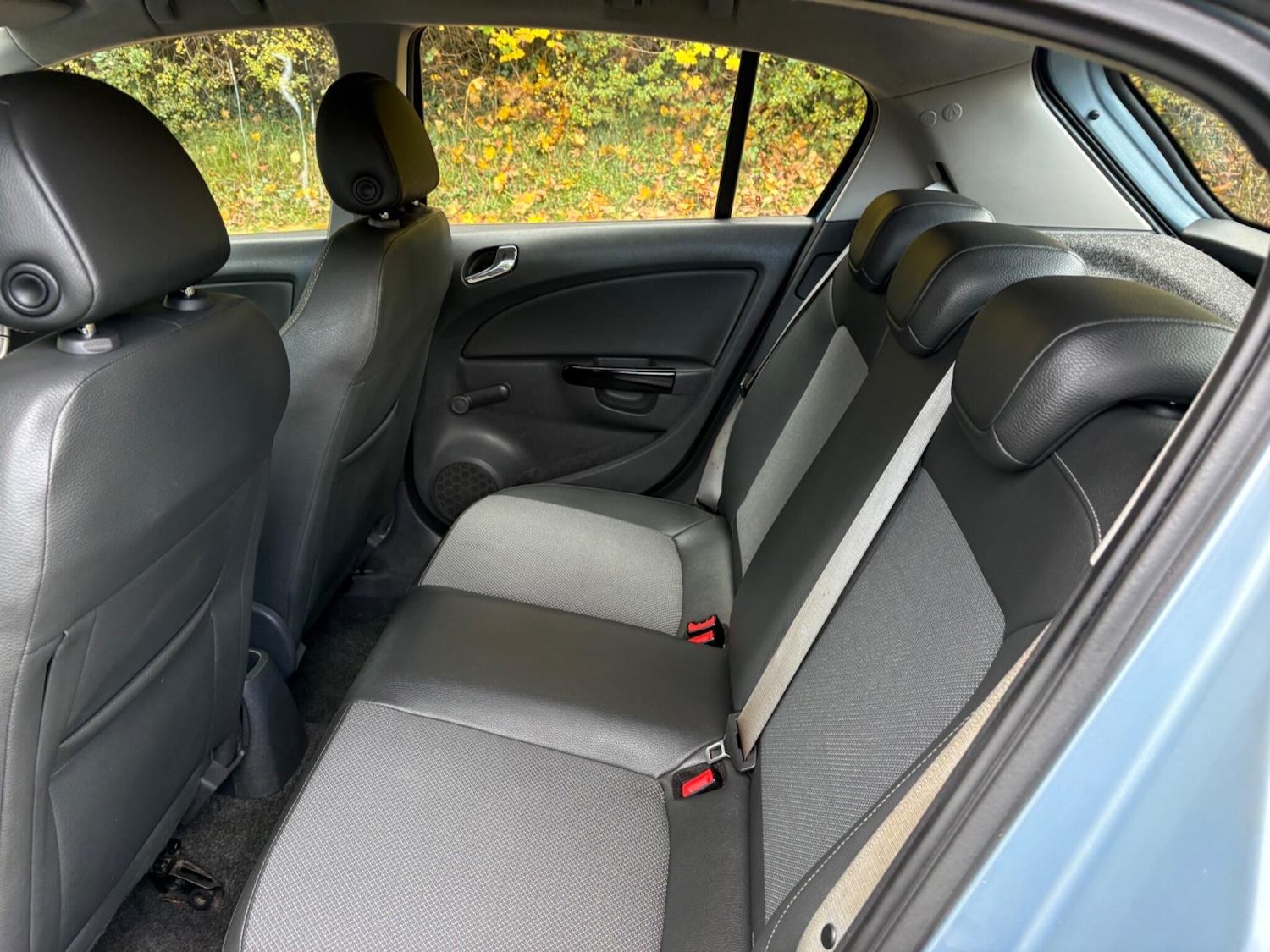 Used Vauxhall Corsa 2009 for sale - 76597090: Photo 9