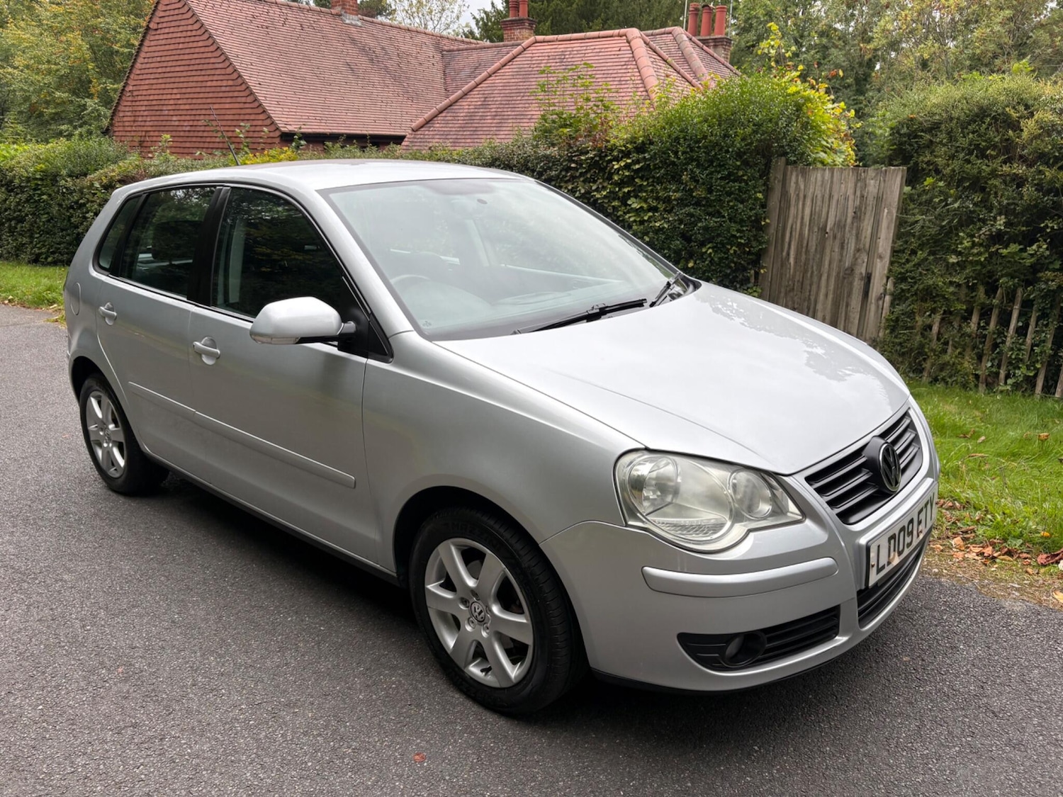 Used Volkswagen Polo 2009 for sale - 76284261: Photo 1
