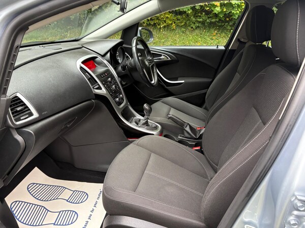 Used Vauxhall Astra 2014 for sale - 76215103: Photo 21