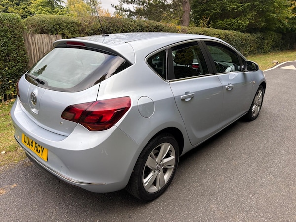 Used Vauxhall Astra 2014 for sale - 76215103: Photo 4