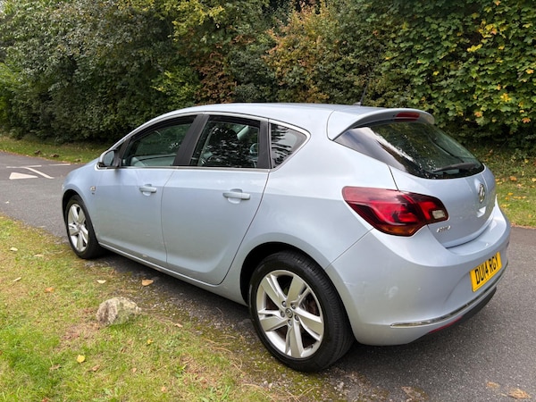 Used Vauxhall Astra 2014 for sale - 76215103: Photo 8