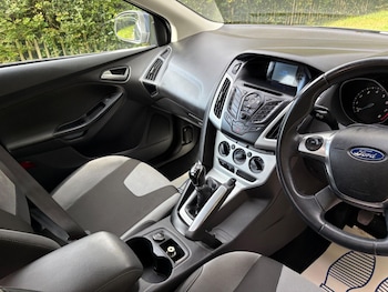 Used Ford Focus 2011 for sale - 76083723: Photo