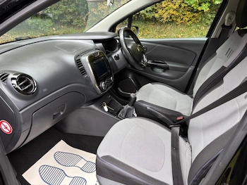 Used Renault Captur 2013 for sale - 76315252: Photo 2