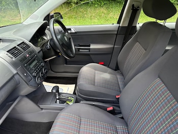 Used Volkswagen Polo 2007 for sale - 76138008: Photo