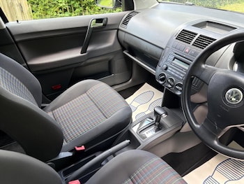 Used Volkswagen Polo 2007 for sale - 76138008: Photo
