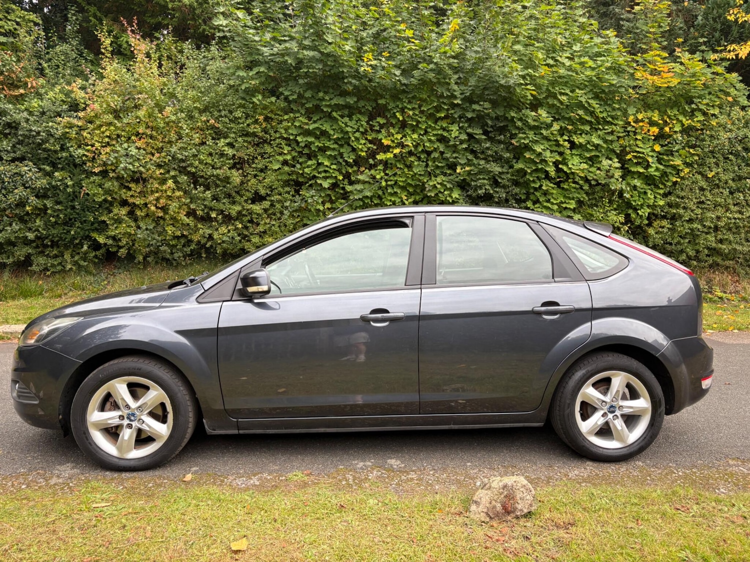 Used Ford Focus 2010 for sale - 76307751: Photo 8