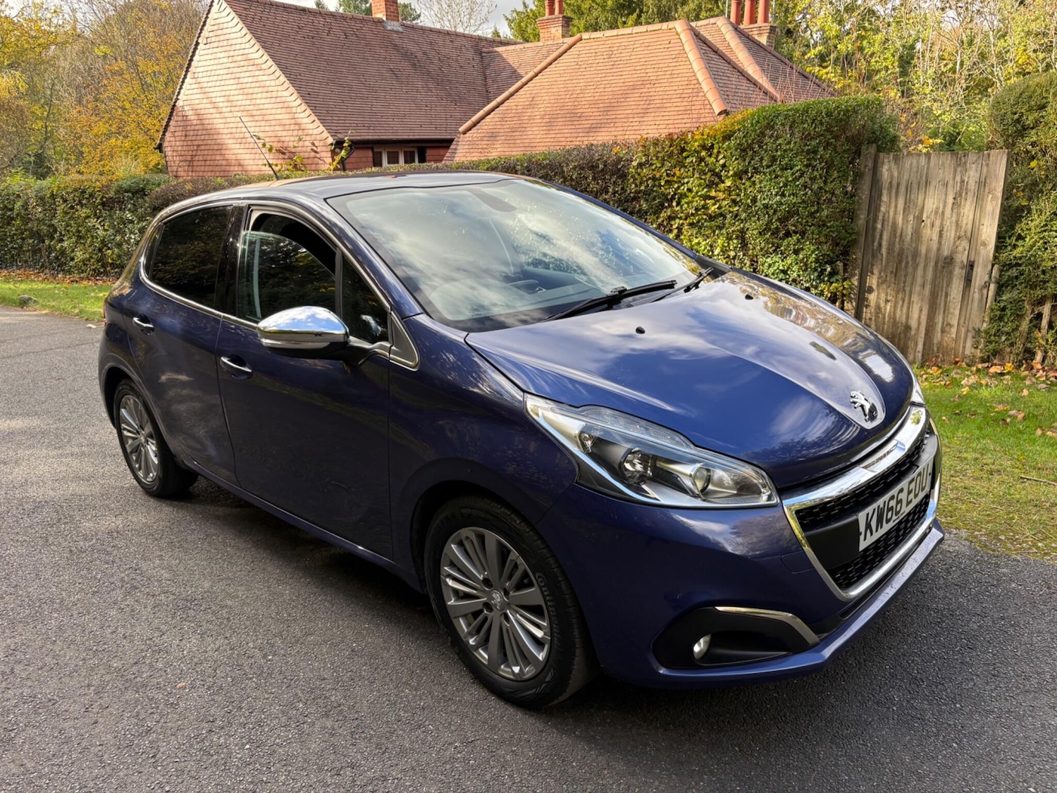 Used Peugeot 208 2016 for sale - 76399377: Photo 1