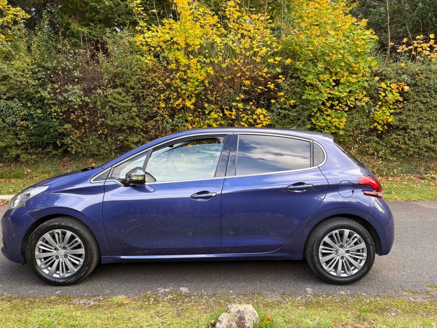 Used Peugeot 208 2016 for sale - 76399377: Photo 12