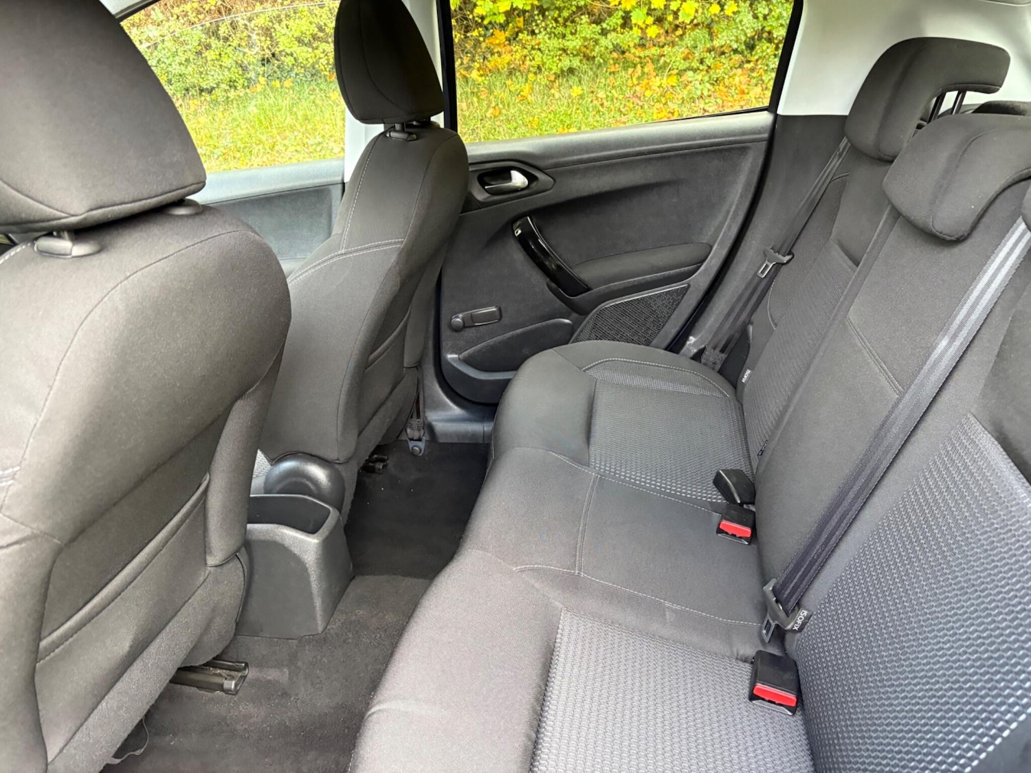 Used Peugeot 208 2016 for sale - 76399377: Photo 21