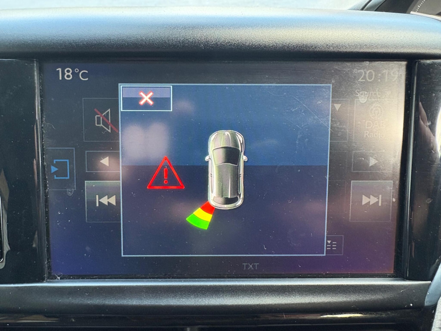 Used Peugeot 208 2016 for sale - 76399377: Photo 24