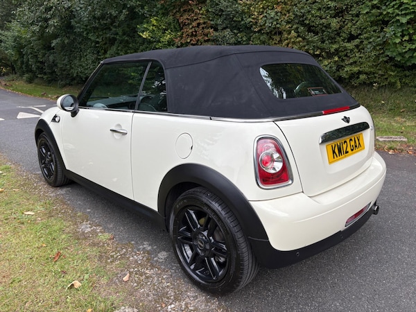 Used MINI Convertible 2012 for sale - 76151320: Photo 11