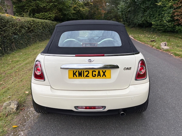 Used MINI Convertible 2012 for sale - 76151320: Photo 18