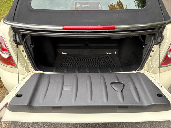 Used MINI Convertible 2012 for sale - 76151320: Photo 26