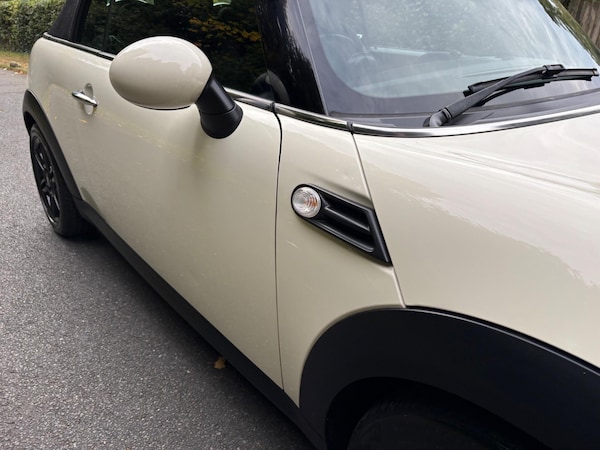 Used MINI Convertible 2012 for sale - 76151320: Photo 27