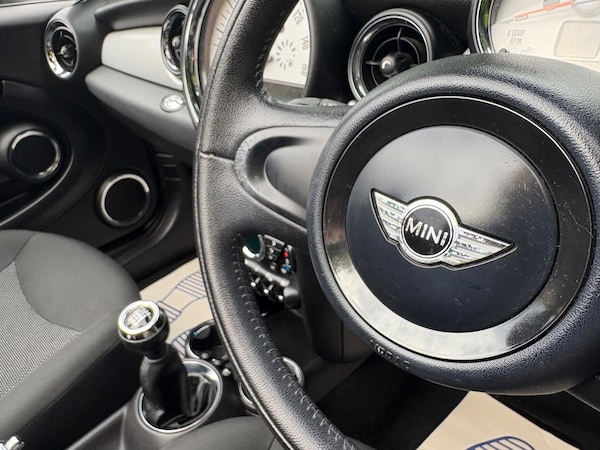 Used MINI Convertible 2012 for sale - 76151320: Photo 28