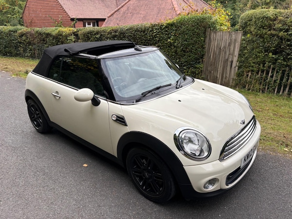 Used MINI Convertible 2012 for sale - 76151320: Photo 5