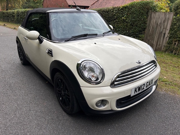 Used MINI Convertible 2012 for sale - 76151320: Photo 6