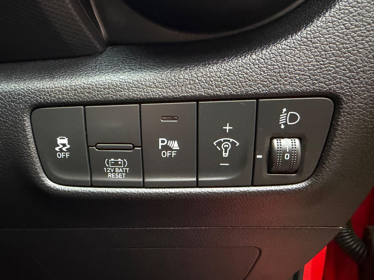 Used Hyundai KONA 2023 for sale - 77695817: Photo 15