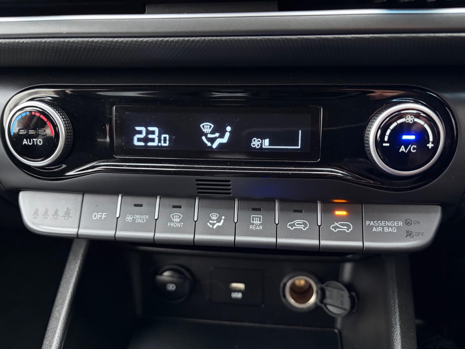 Used Hyundai KONA 2023 for sale - 77695817: Photo 19