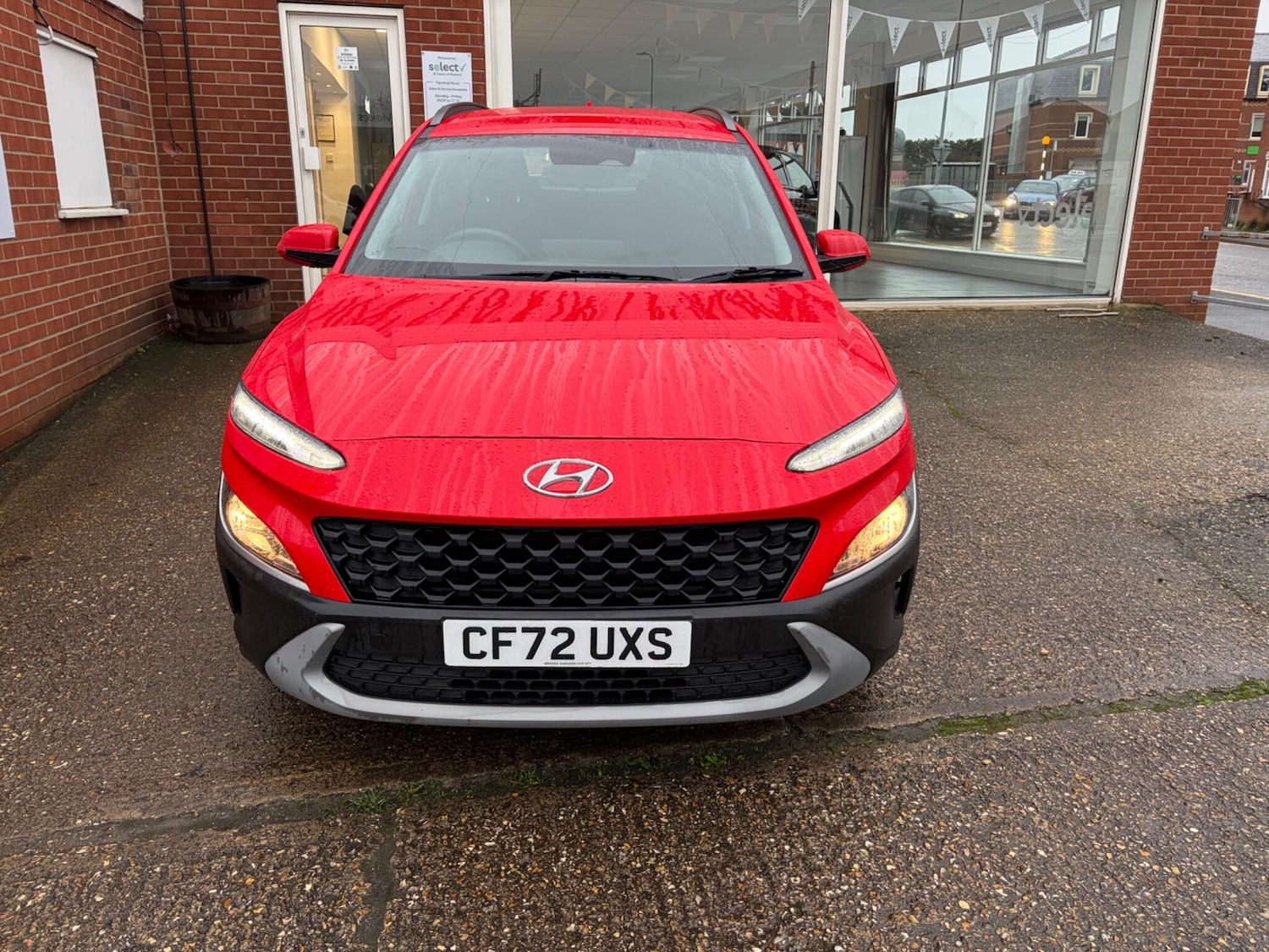 Used Hyundai KONA 2023 for sale - 77695817: Photo 2