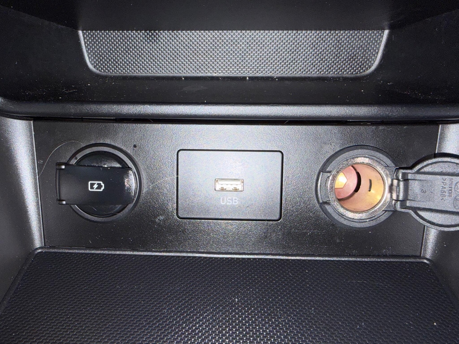 Used Hyundai KONA 2023 for sale - 77695817: Photo 23