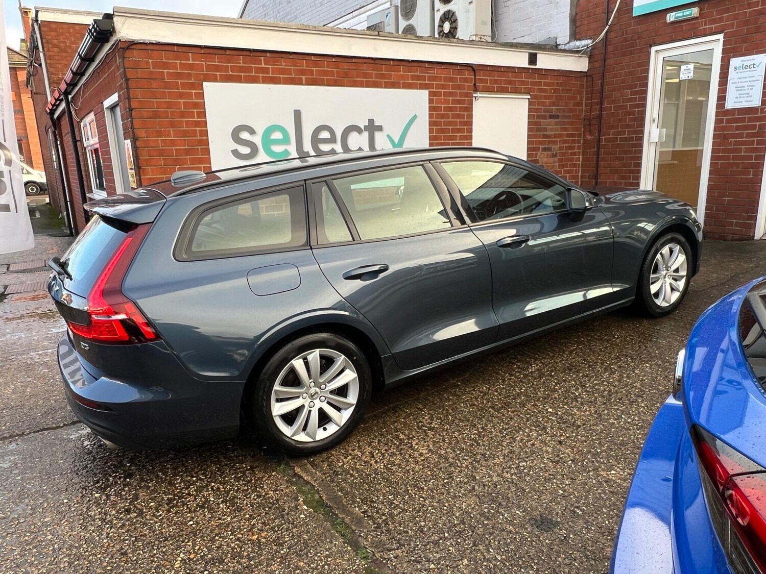 Used Volvo V60 2018 for sale - 77413315: Photo 12
