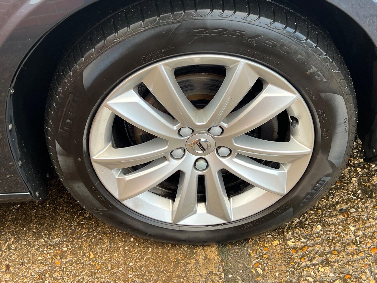 Used Volvo V60 2018 for sale - 77413315: Photo 17