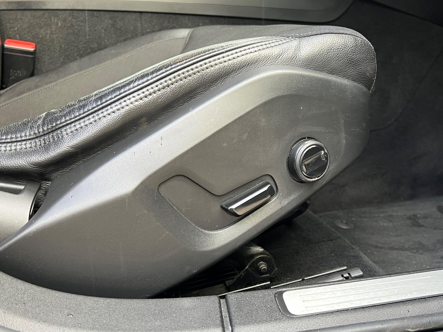 Used Volvo V60 2018 for sale - 77413315: Photo 23