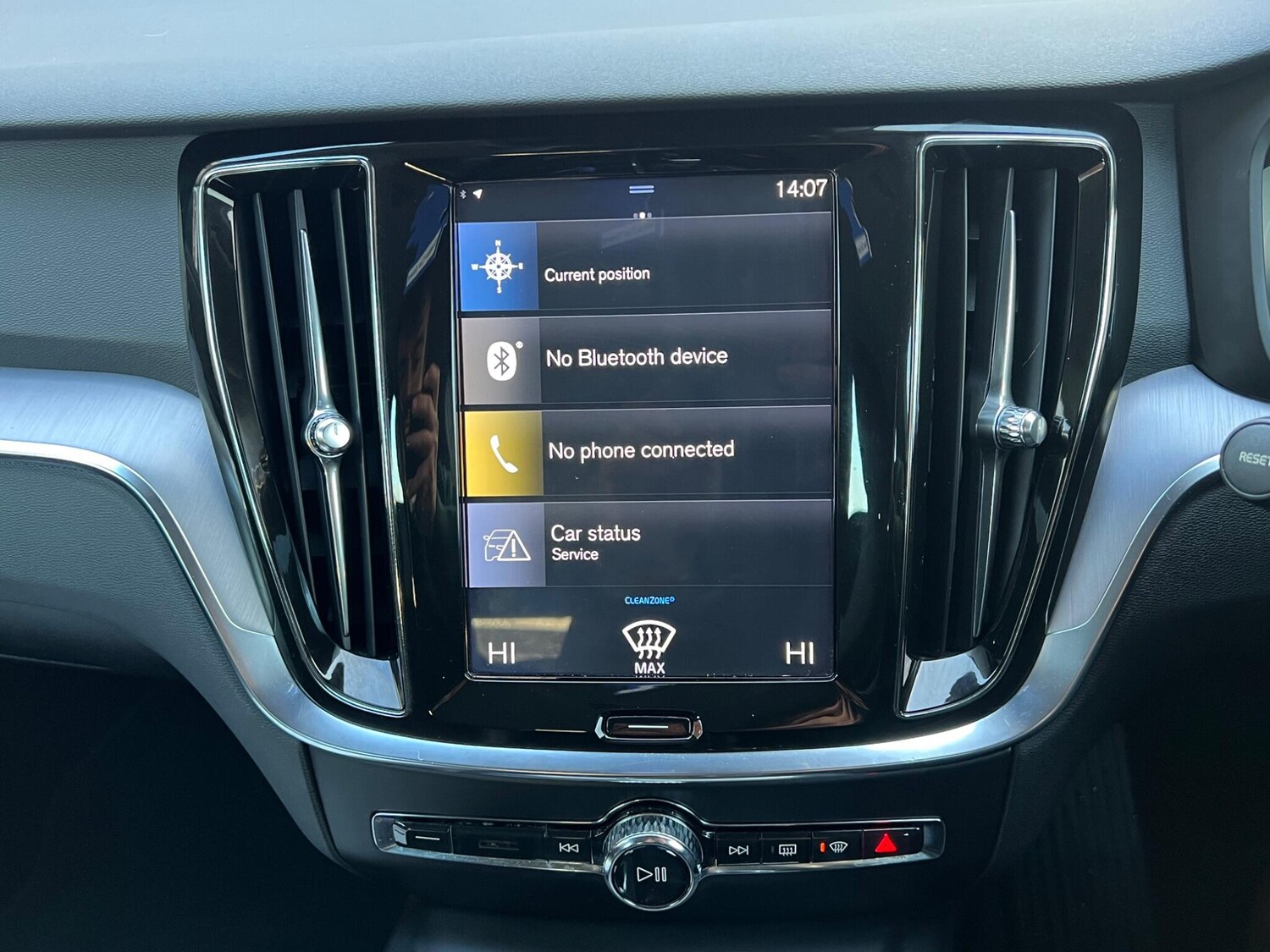 Used Volvo V60 2018 for sale - 77413315: Photo 28