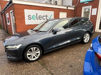Used Volvo V60 2018 for sale - 77413315: Photo