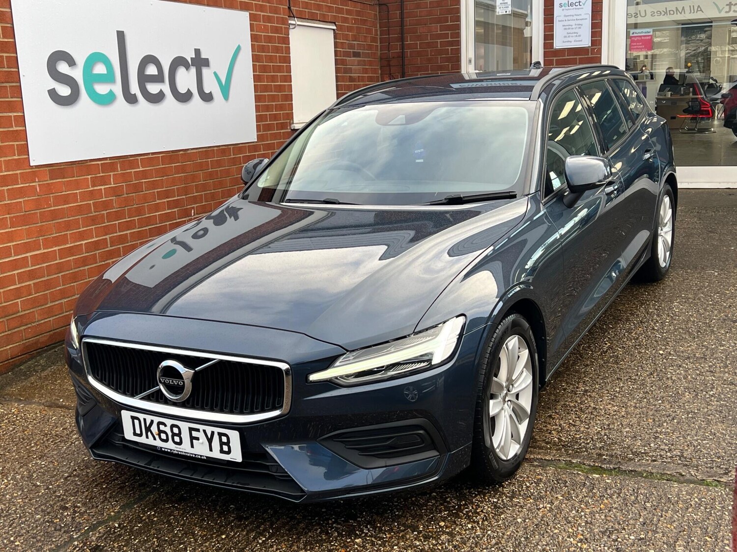 Used Volvo V60 2018 for sale - 77413315: Photo 7