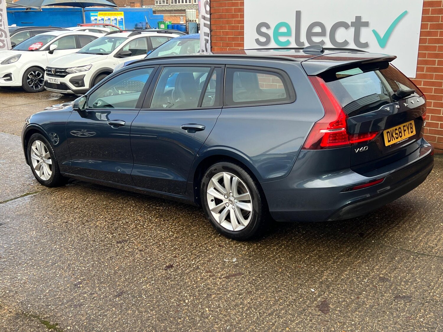 Used Volvo V60 2018 for sale - 77413315: Photo 8