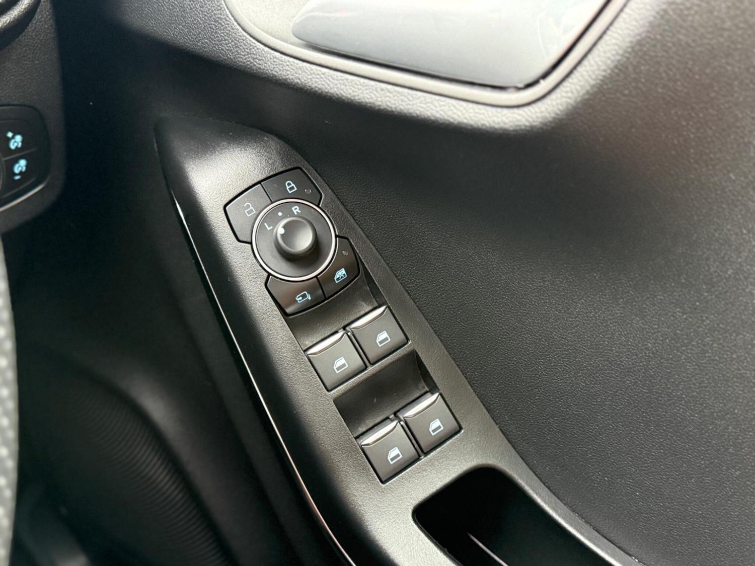 Used Ford Puma 2023 for sale - 77413308: Photo 21