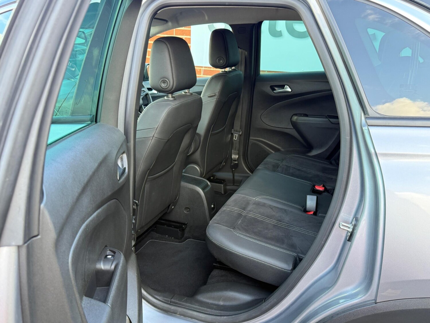 Used Vauxhall Crossland 2022 for sale - 77839557: Photo 12