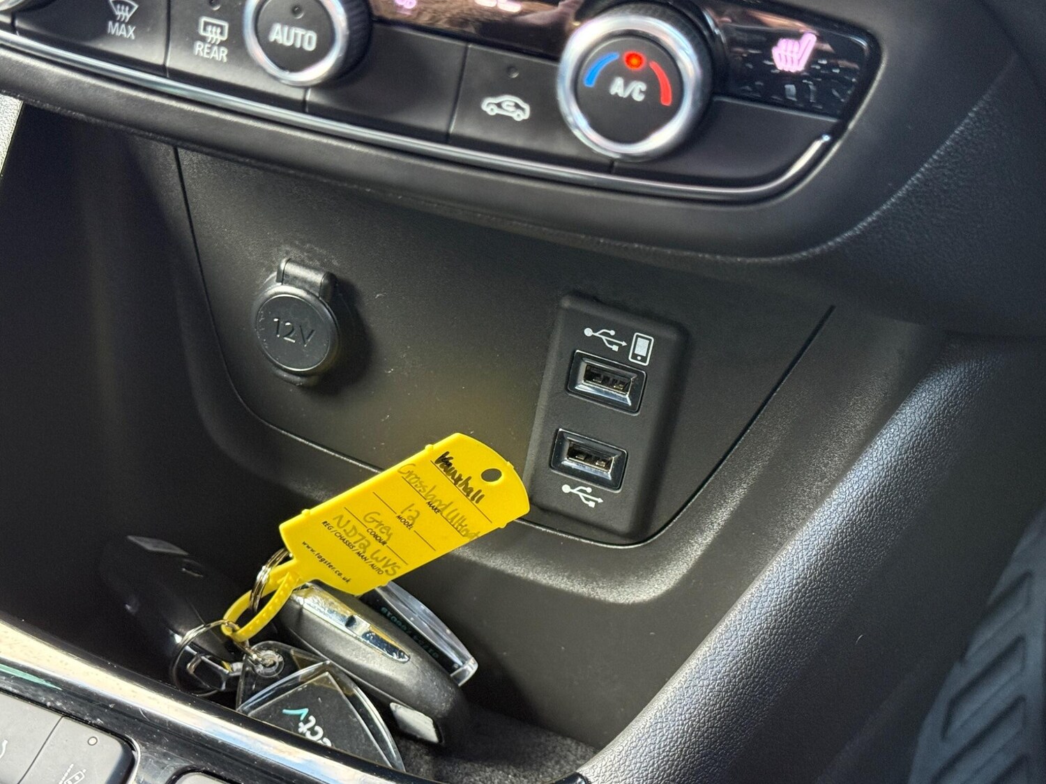 Used Vauxhall Crossland 2022 for sale - 77839557: Photo 14