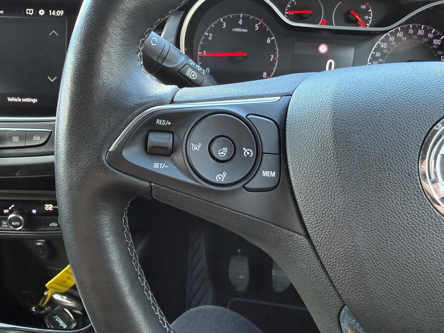 Used Vauxhall Crossland 2022 for sale - 77839557: Photo 17