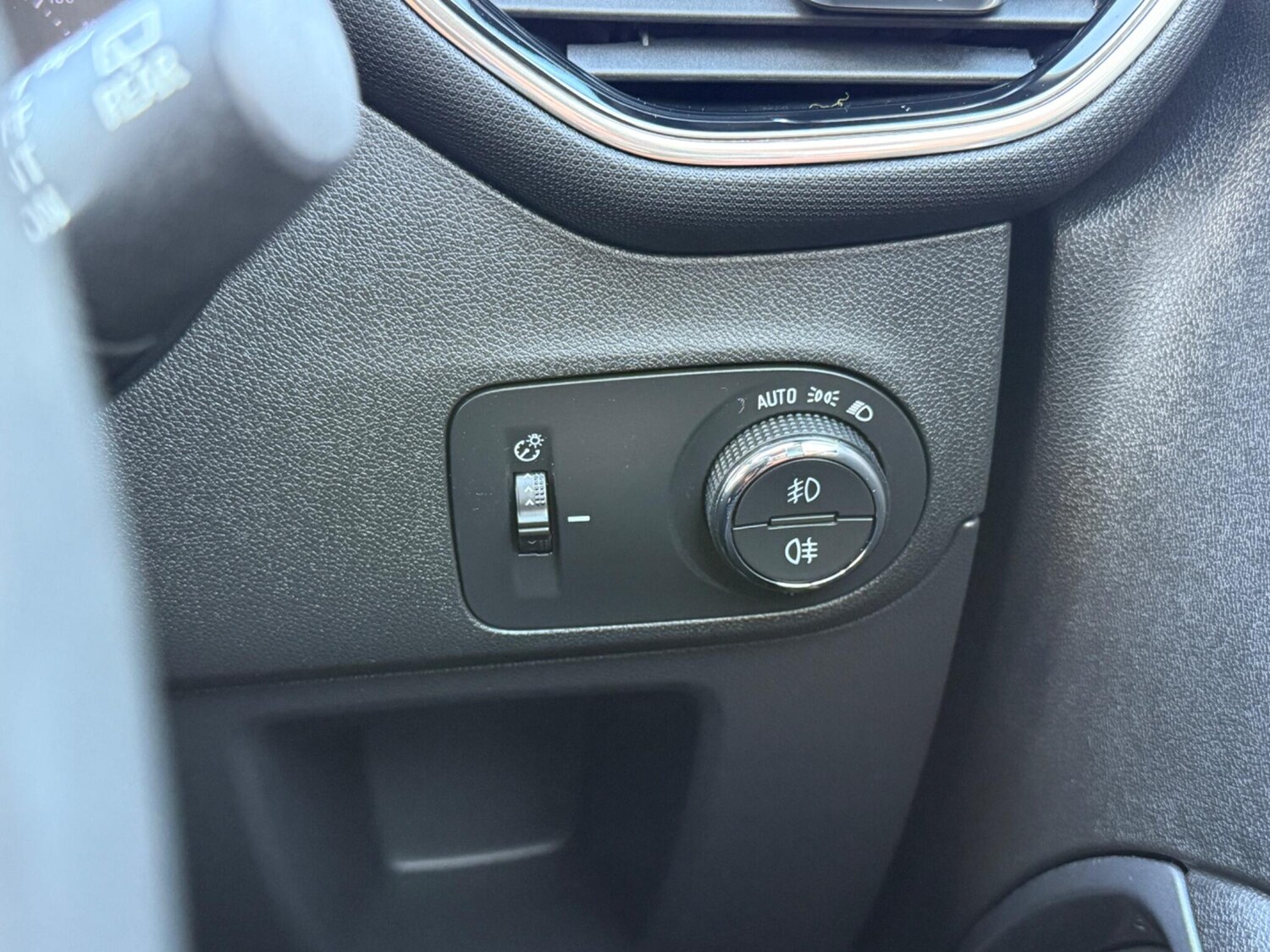 Used Vauxhall Crossland 2022 for sale - 77839557: Photo 18