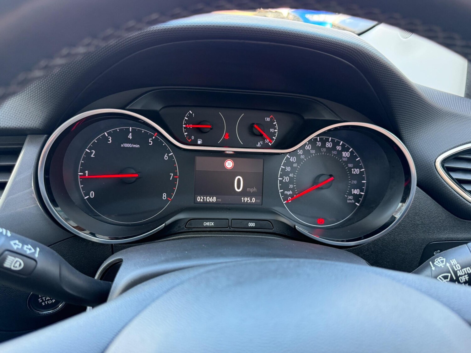 Used Vauxhall Crossland 2022 for sale - 77839557: Photo 29