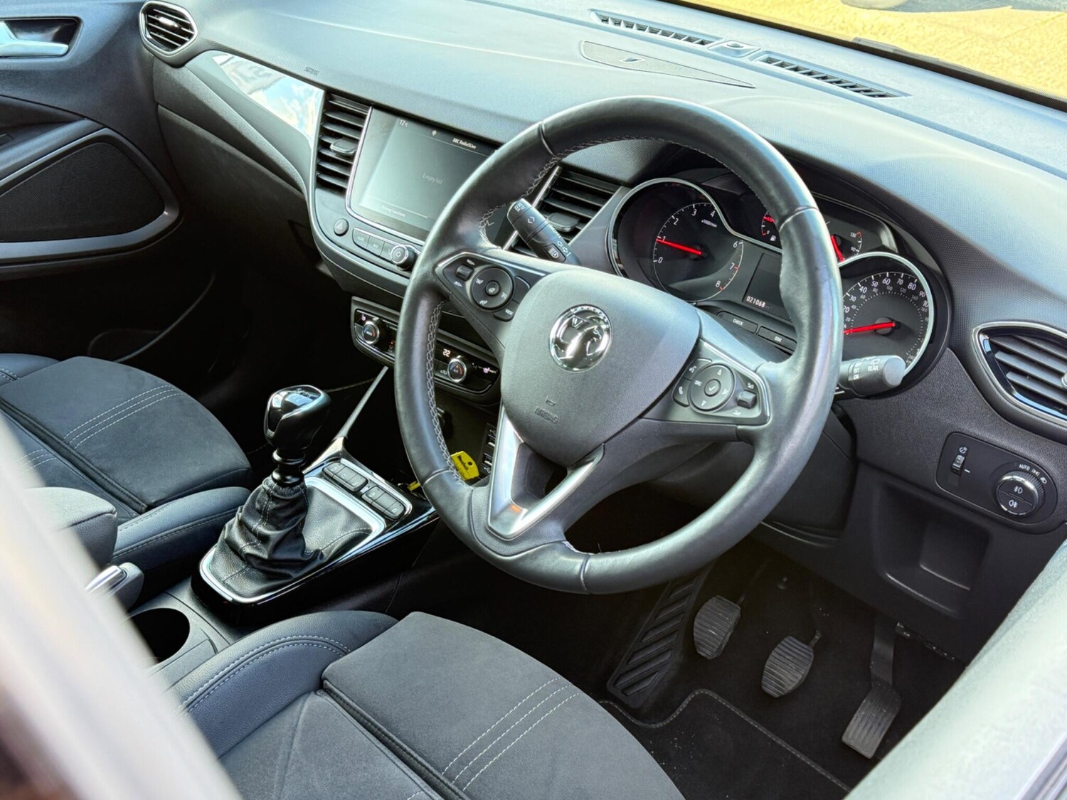 Used Vauxhall Crossland 2022 for sale - 77839557: Photo 8