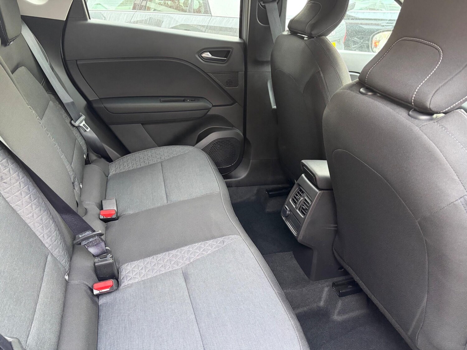 Used Renault Captur 2023 for sale - 77574484: Photo 11