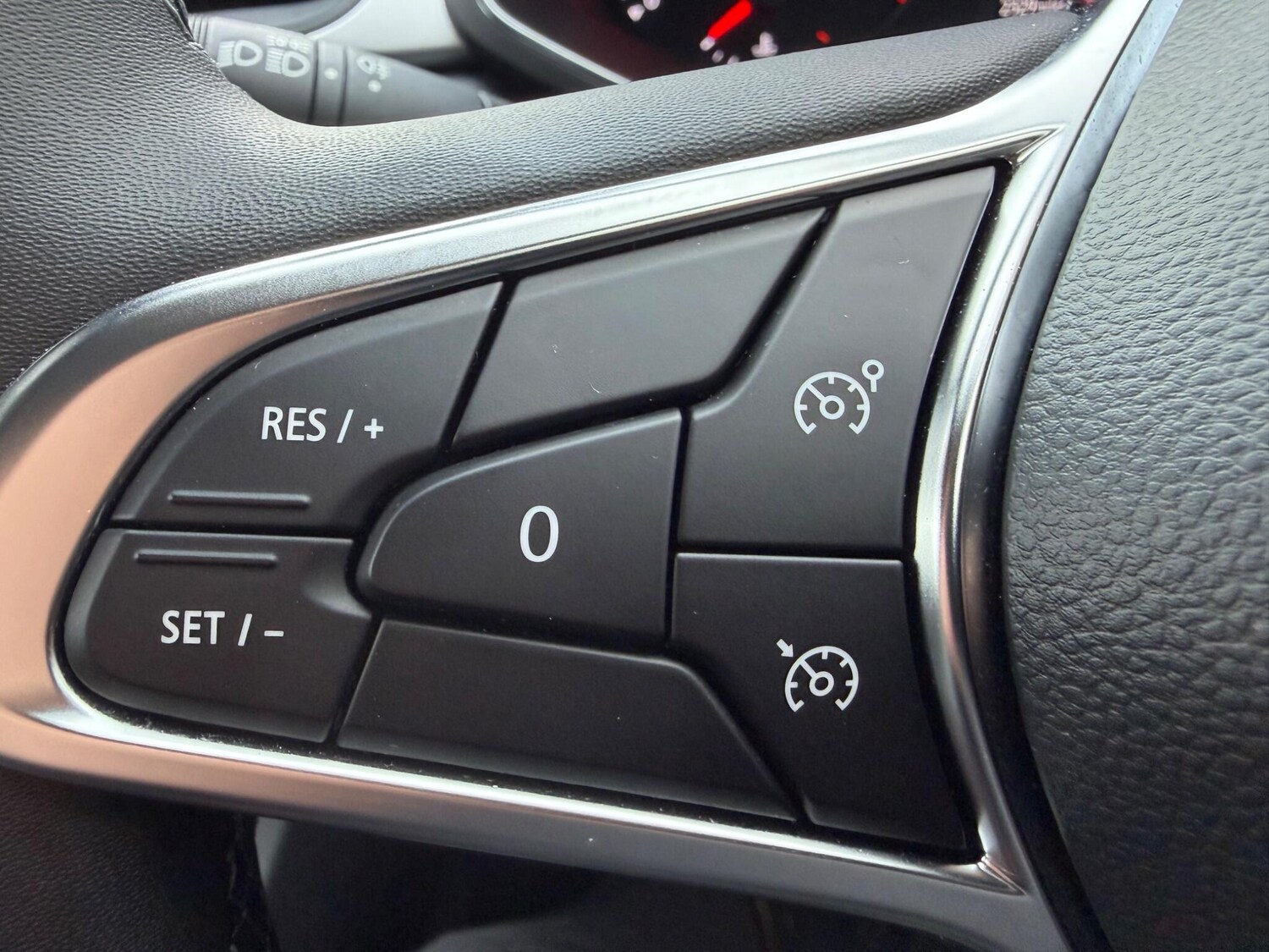 Used Renault Captur 2023 for sale - 77574484: Photo 21