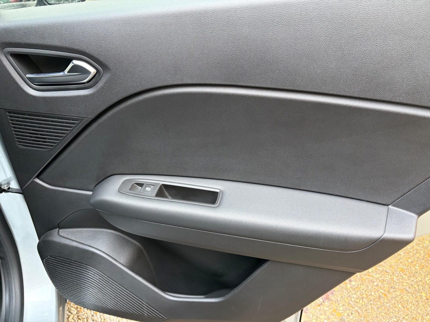 Used Renault Captur 2023 for sale - 77574484: Photo 33