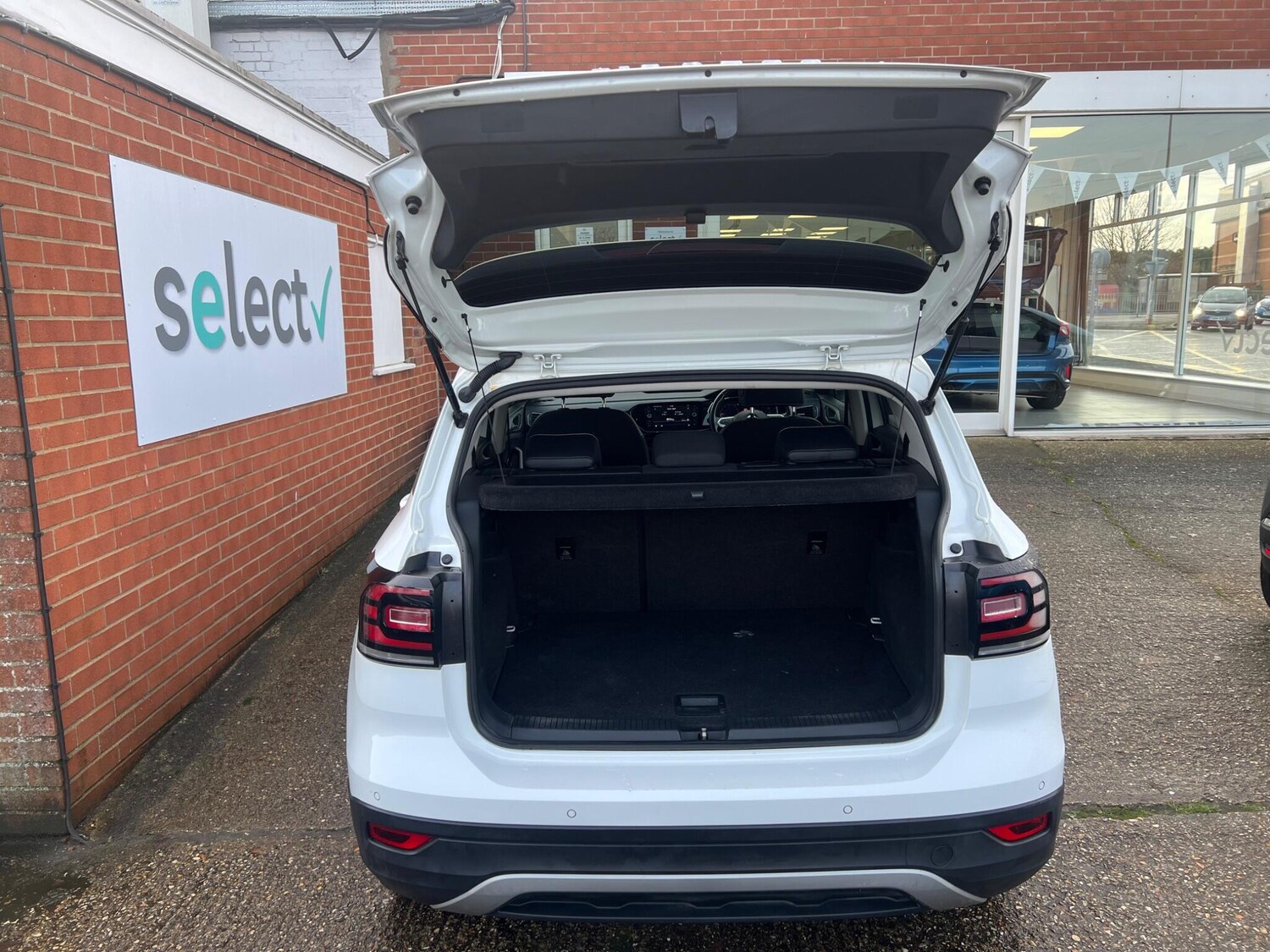 Used Volkswagen T-Cross 2019 for sale - 77413316: Photo 12