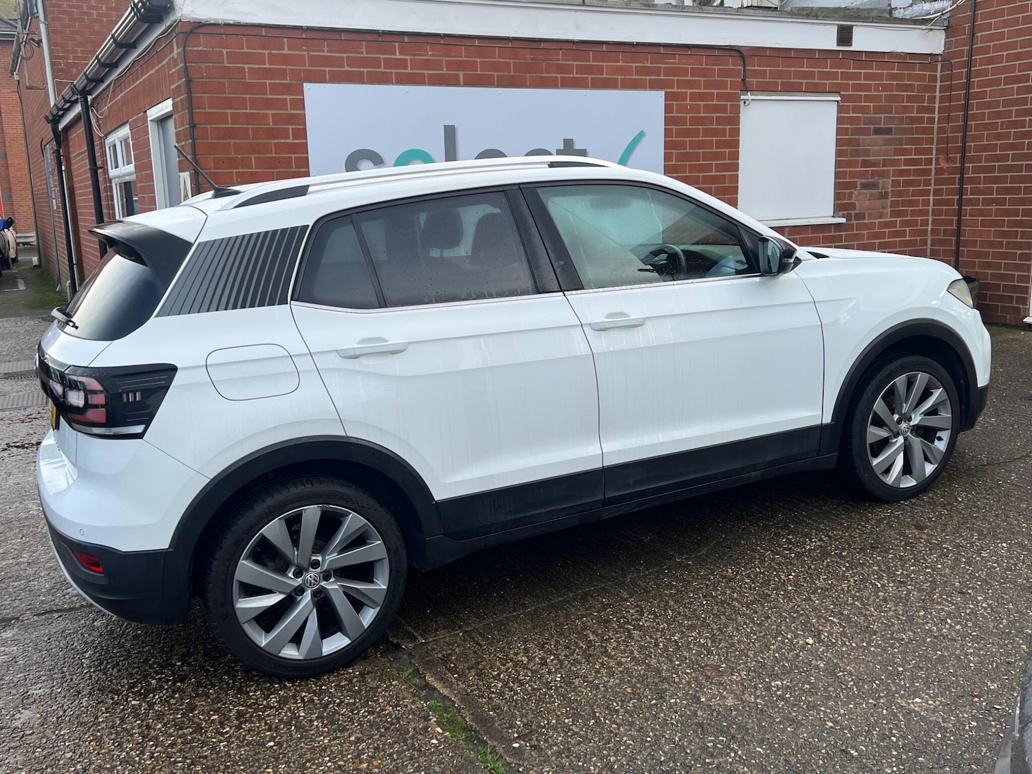 Used Volkswagen T-Cross 2019 for sale - 77413316: Photo 14