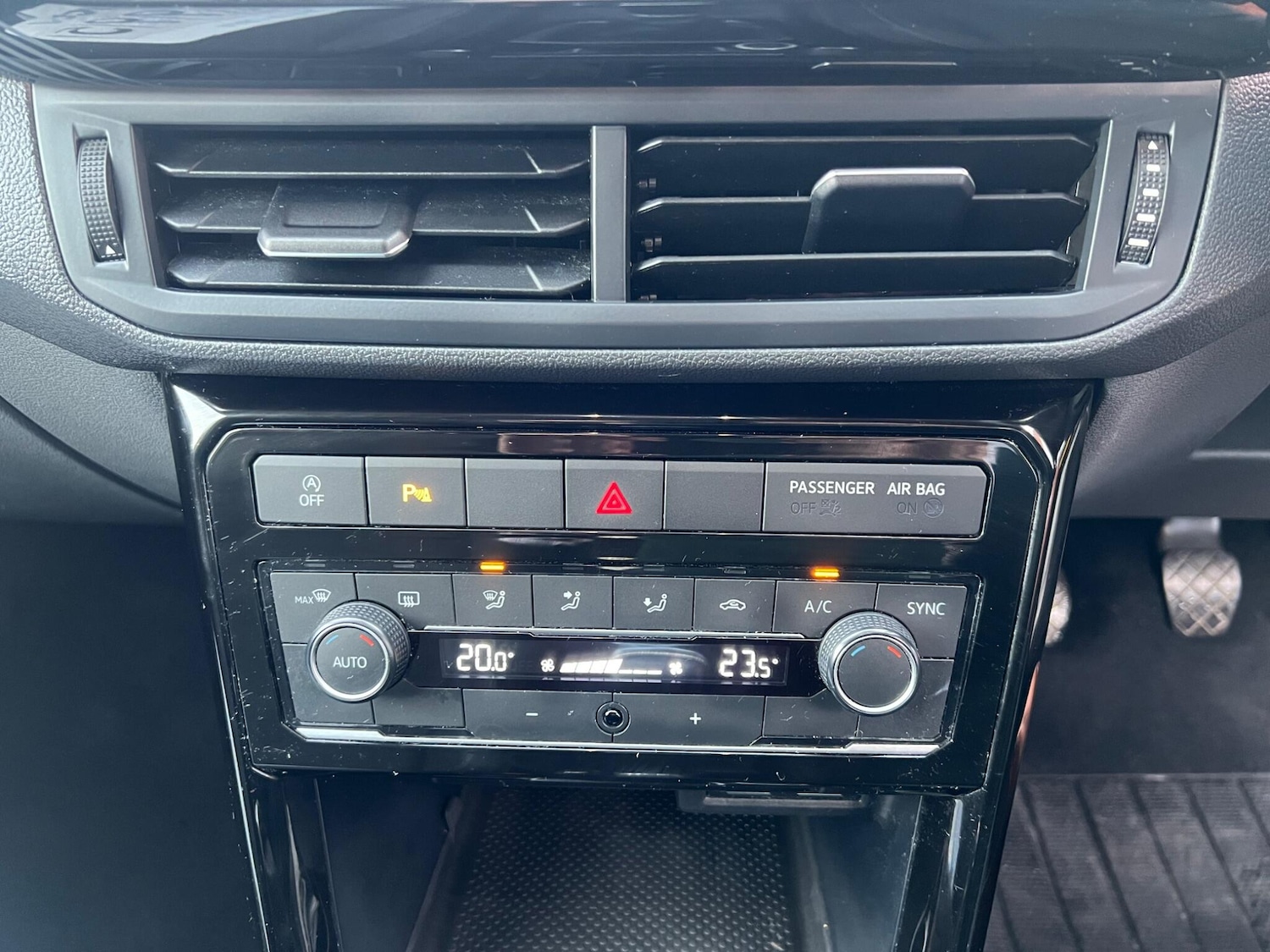 Used Volkswagen T-Cross 2019 for sale - 77413316: Photo 28