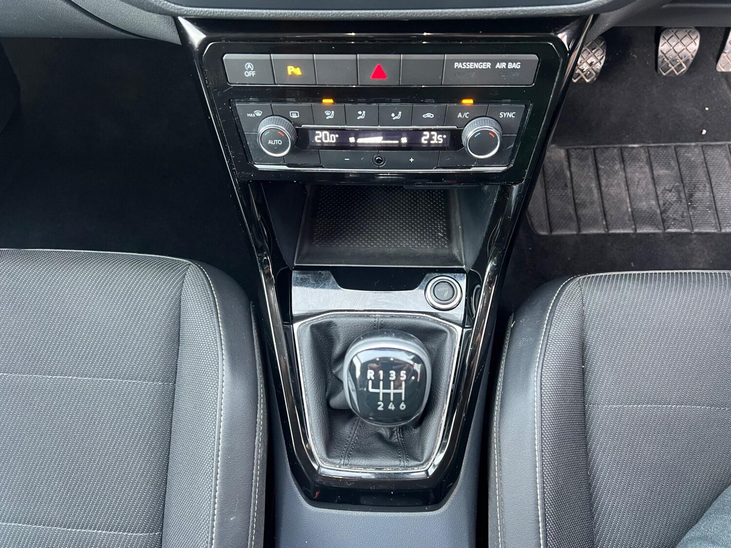 Used Volkswagen T-Cross 2019 for sale - 77413316: Photo 29