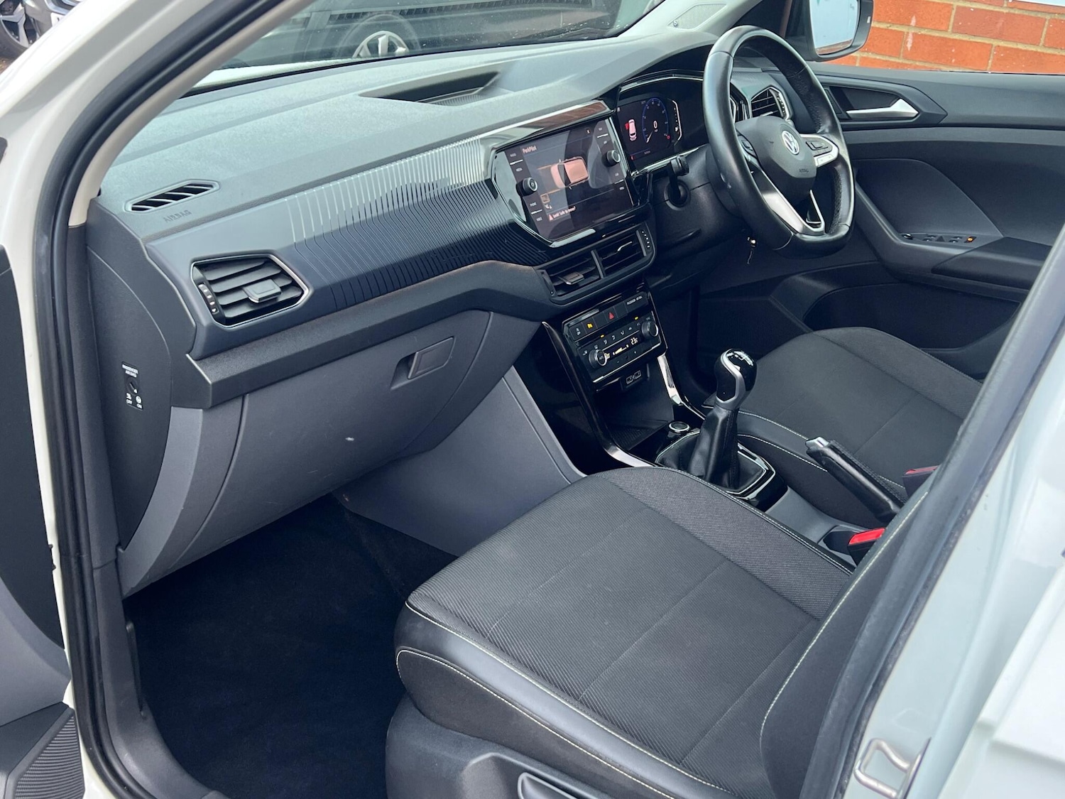 Used Volkswagen T-Cross 2019 for sale - 77413316: Photo 32