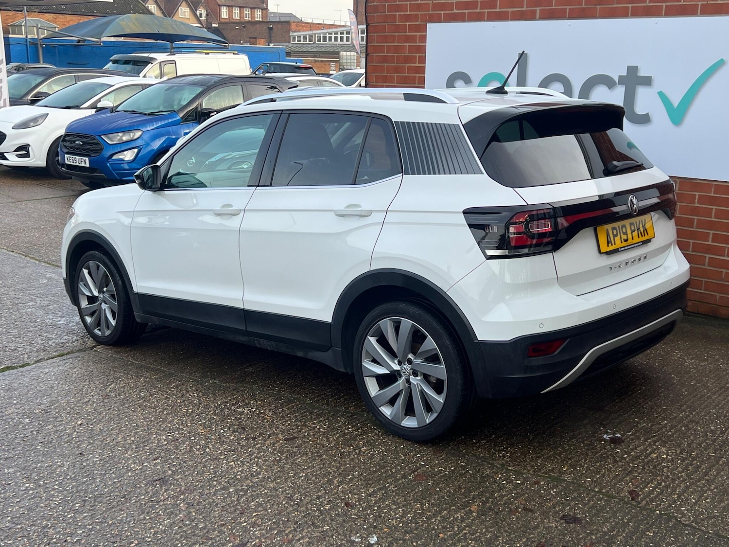 Used Volkswagen T-Cross 2019 for sale - 77413316: Photo 4
