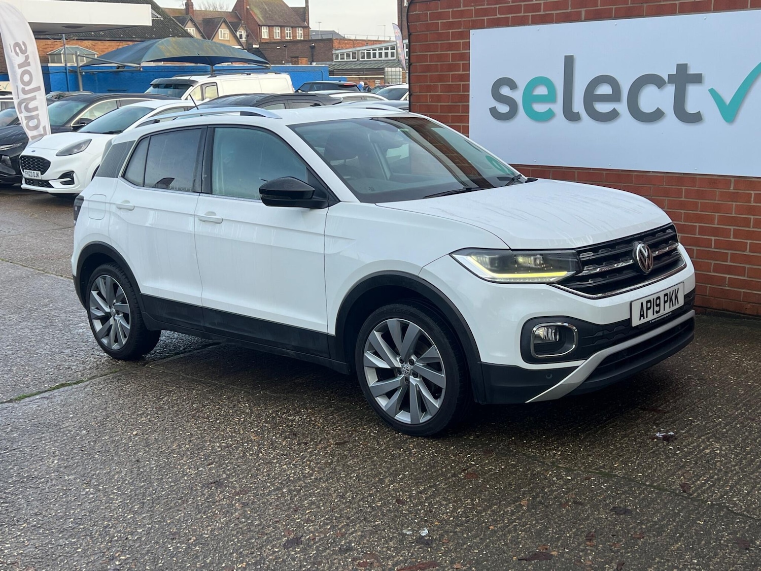 Used Volkswagen T-Cross 2019 for sale - 77413316: Photo 5
