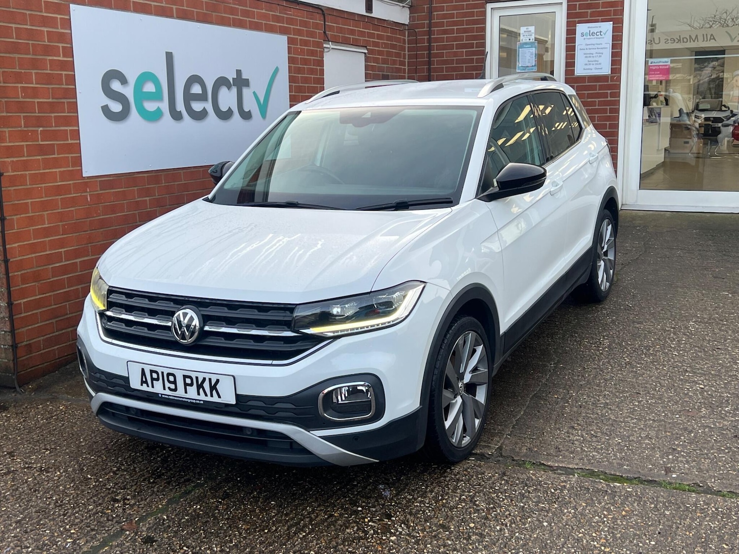 Used Volkswagen T-Cross 2019 for sale - 77413316: Photo 8